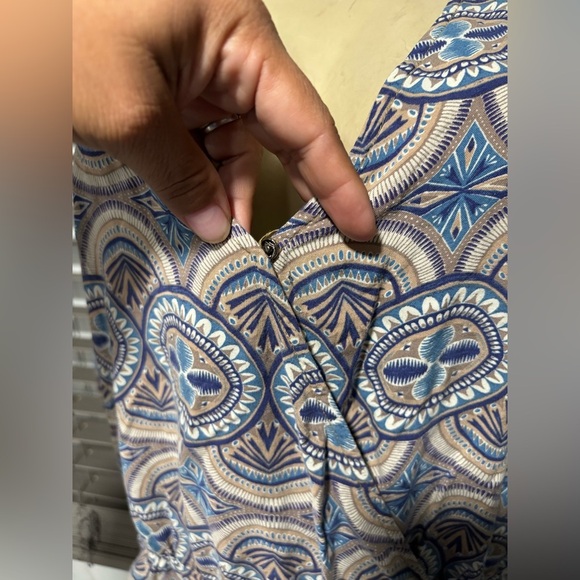 Forever 21 Blue and Cream Patterned Jumpsuit - Picture 5 of 9